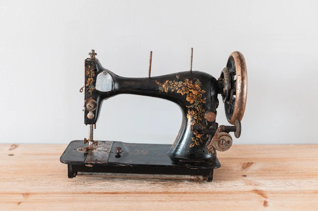 Machine à coudre enfant Regina rose - Bois, Fer (fonte/fer