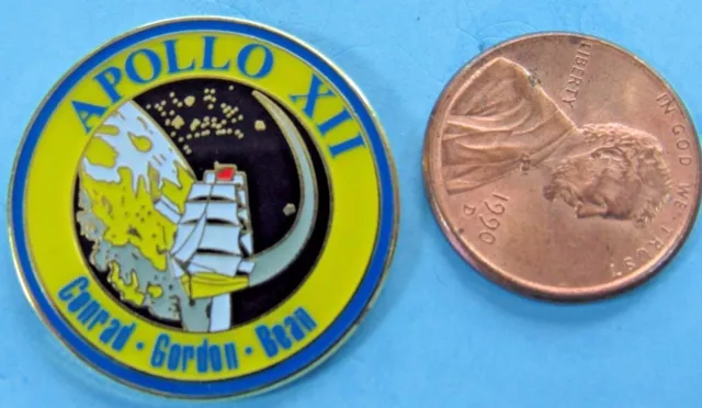 PIN official AB Emblem - NASA vtg APOLLO XII 12 - Conrad Gordon Bean - 1"