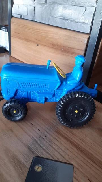 JOUET DE BAZAR TRACTEURS AGRICOLES bleu