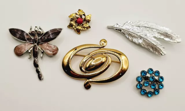 brooch lot buy now 5 Brooches BH4 Monet, Gerrys, 3 Unsigned