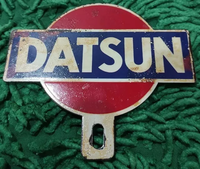 Vintage Datsun Old Logo Plate Topper Porcelain Sign Car Placca Plakette Badge