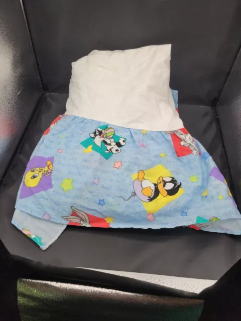 Falda vintage 1998 Baby Looney Tunes cuna polvo con volantes cama azul sonajeros