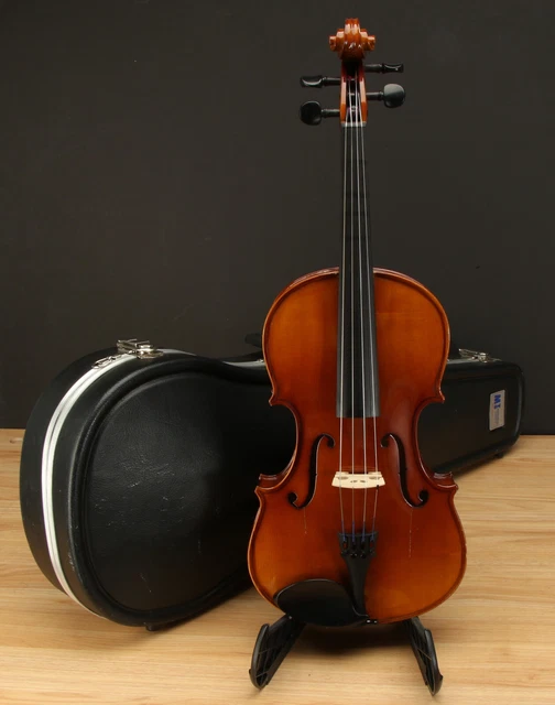 WM Lewis & Son 15" Student Viola W/Case