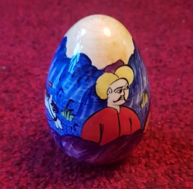Hand Painted Porcelain Decorative Egg-shape