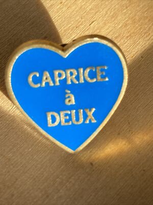 PIN'S ANGE COEUR CAPRICE A DEUX ZAMAC 
