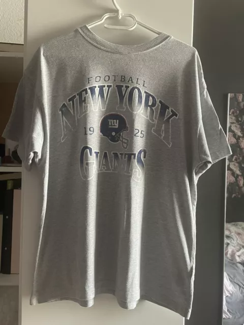 New York Giants NFL Football / T-Shirt