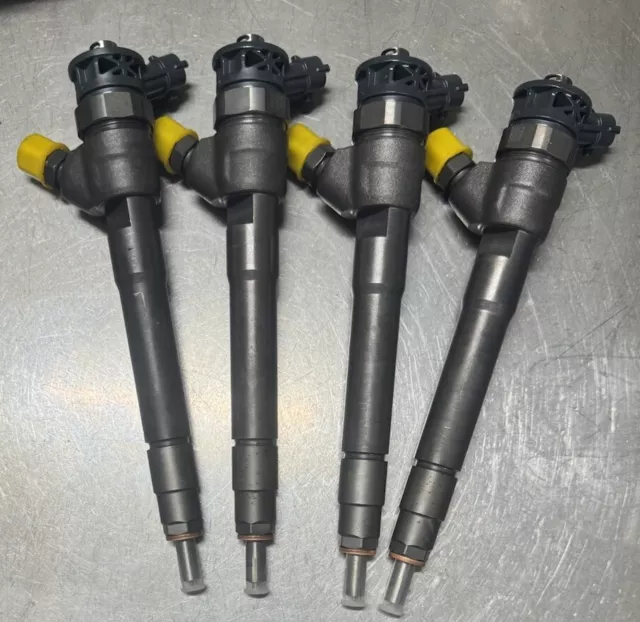 Mercedes C Nissan Vaxhuall Vivaro Renault Trafic 1.6 DCI Injector 0445110546 NEW