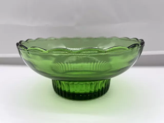 Vintage E.O. Brody Green Glass Bowl Scalloped Rim M2000