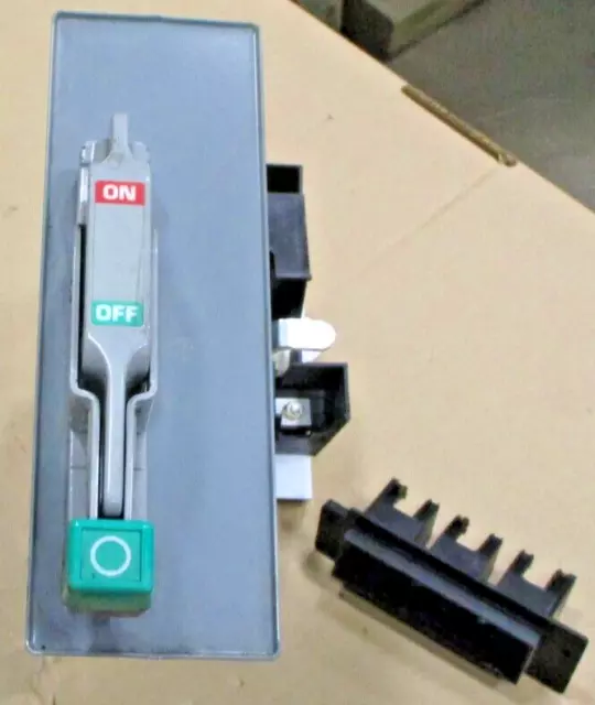 Square D Motor Control Center HU100-3MC6B Series 1 80438-606-04 A8049SO