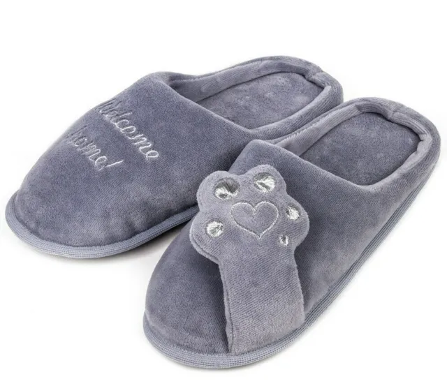 Gray Women's Slippers with Fluffy Cat Paw, Super Soft and Comfy 'WELCOME HOME'