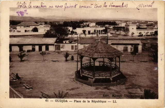 CPA AK Oudjda - Republic Square Morocco (964196)