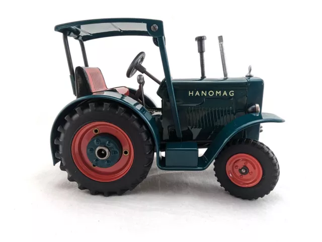 Traktor Hanomag R40, türkis von KOVAP - Blechspielzeug *Rarität* Neu & OVP