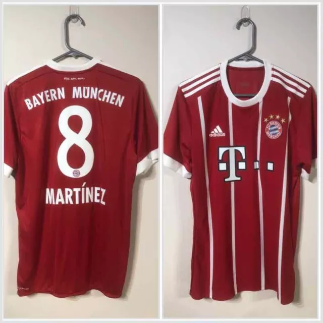 Martinez #8 Bayern Munich 2017/18 Medium Home Football Shirt Adidas BNWT
