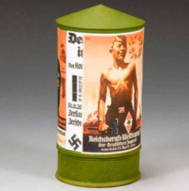 LAH147 Street Poster Drum by King & Country (Retired) Berlin 38