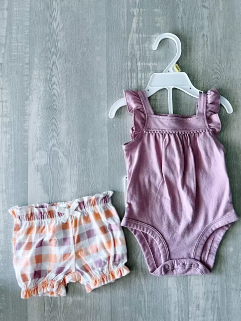 carters baby girl 2 Piece, Bodysuit With Shorts 0-3 months new, Lilac Purple