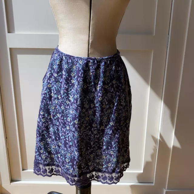 Indigo Floral Skirt Size 14 marks And Spencer’s With Pockets