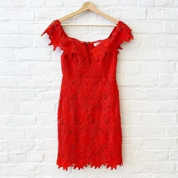 ASTR the Label || Daniela Dress Lace V-Neck Red Small