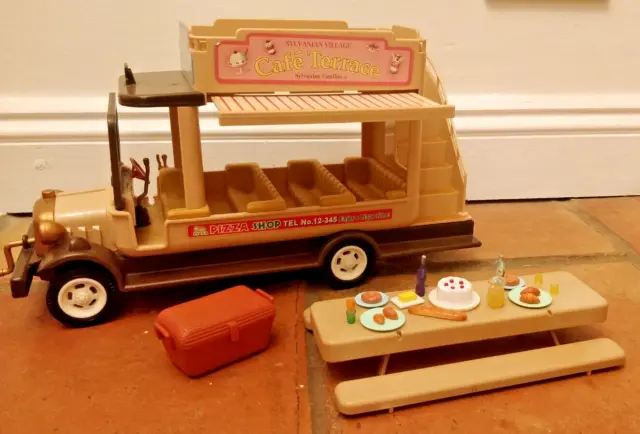 Sylvanian Families Vintage Woodland Bus With Picnic Table Flair 4501
