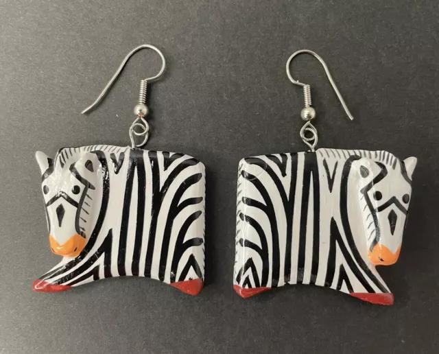 Wooden Zebra Drop Earrings Hand Painted 1980’s 1.25” | 2” Drop RARE!!🔥