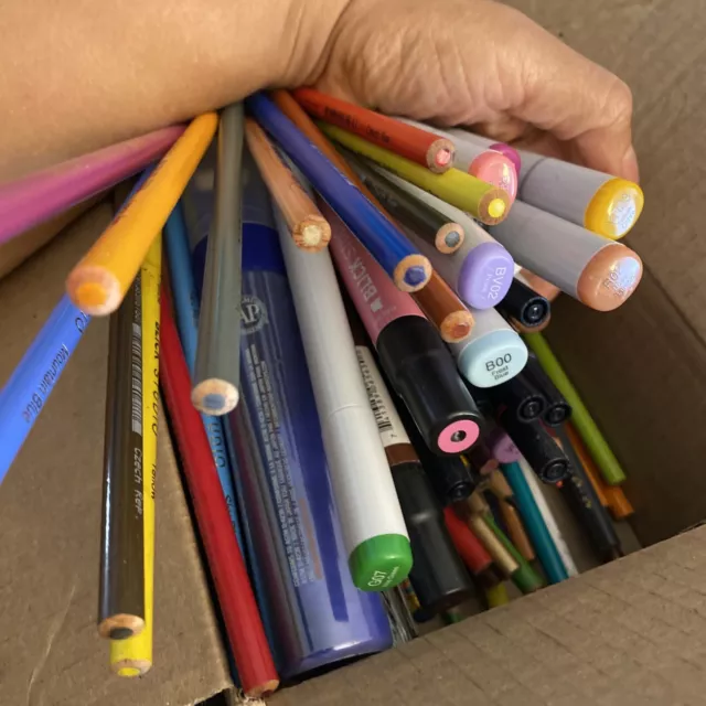 12 Sakura Black Gelly Roll Pens, 5 Tombow Markers, 7 Prismacolor Color  Pencils