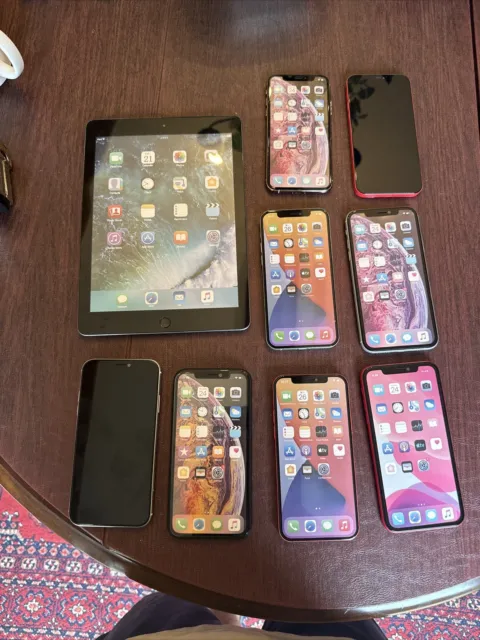 9 Dummy iPhones For Display