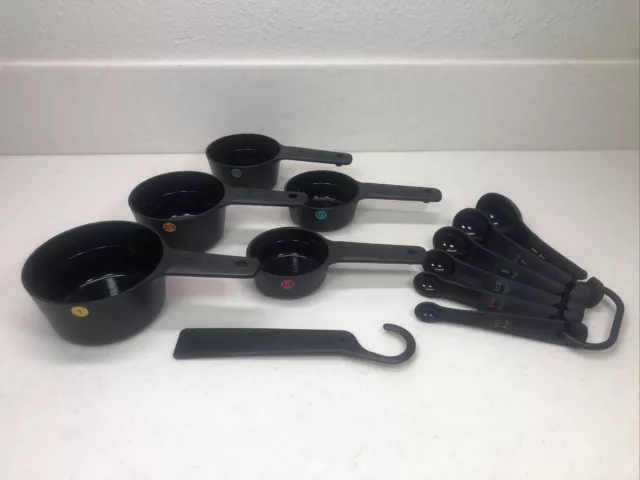 https://www.picclickimg.com/FIUAAOSwIIxkcCUk/OXO-Good-Grips-11-Piece-Black-Measuring-Cups.webp