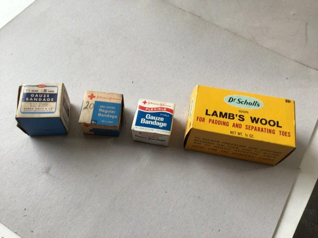 4- Boxes Gauge Bandages and Padding, Johnson & Johnson, Parke Davis, Dr. Scholls
