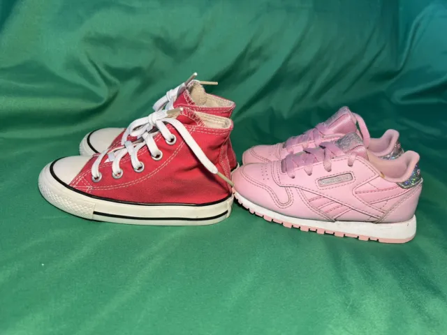 Pacchetto due paia scarpe da ginnastica rosa Converse e rosa Reebok per bambine UK 6 EU 22
