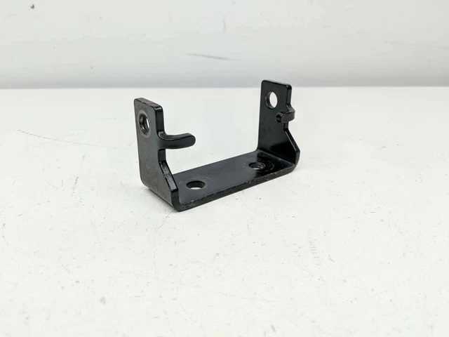 21 Tracker EV iS Mount Bracket (G)
