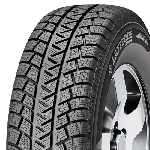 Pneus d'Hiver 235/60 R16 Michelin 100T Latitude Alpin M+S