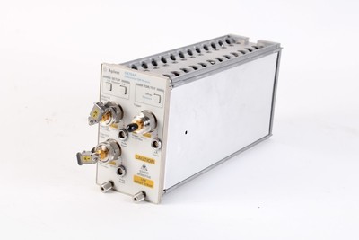 Agilent/Keysight HP N5302A Portatile 2-Slot Telaio Multi-User 
