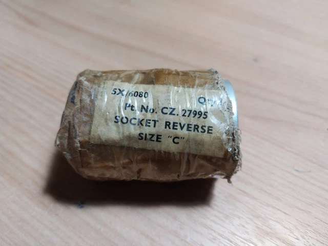 Ex-MOD Socket Reverse Size C 5X/6080 Pt. No. CZ27995