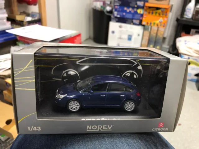 Citroën C4 Berline Bleu Oriental 1/43 Norev 155411