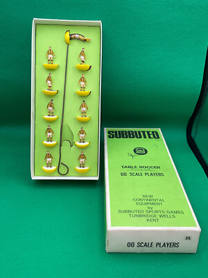 Subbuteo SUBBUTEO SQUADRA REF Barnet 35 Hull City 