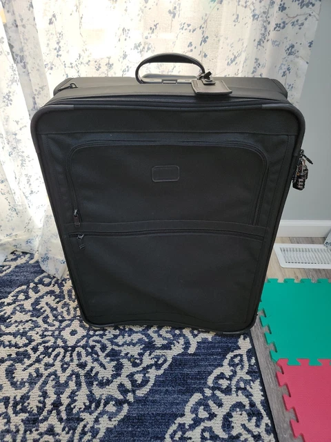TUMI Alpha 2284D3 Upright Rolling Expandable Suitcase  Black 12x20x26" w panels