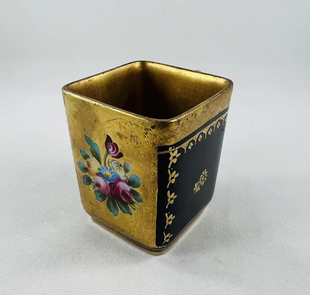 Taza de té de colección Karlsbad Procelain azul/dorada taza cuadrada floral Checoslovaquia 2" de alto