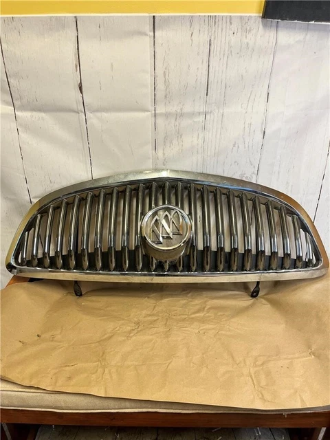 2008 2009 2010 2011 2012 Buick Enclave Front Upper Chrome Bumper Grille 25901369