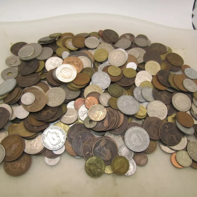 2.5KG British UK & World Unsorted Mixed Bulk Coin Lot inc Victoria etc AS SHOWN