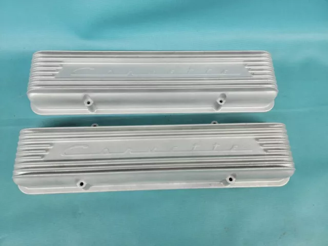 Corvette Low Script Staggered Finned Aluminum Valve Covers 283  9 Fin 3726086 Fi