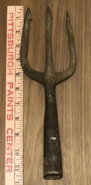 Antique Forged Barbed Eel Spear Collectible Fishing Trident Tool