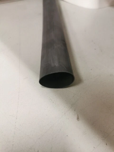 1pcs ATUM-32/8-0-STK Guaina termorestringente con colla 4 1 32mm L 1,2m nero  .