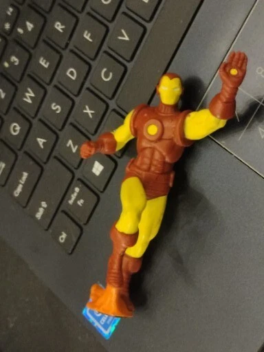 2012 Marvel THE INVINCIBLE IRON MAN Plastic Figure Statue TOY