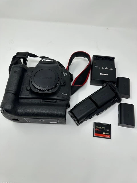 Canon Eos 5D Mark III, 5DMKIII, 5D Mk III Body (shutter count 24,124) {EX+}