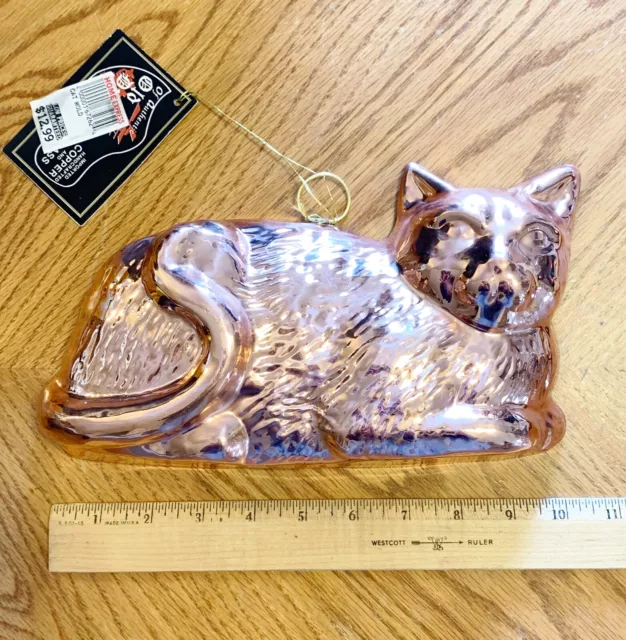 10" Copper & Brass Old Dutch Design Cat Shaped Mold + 5" X 6" Wooden Cat Frame