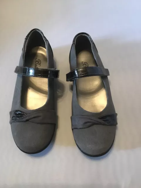 jumping jacks balleto girls gray suede shoes 4 W wide Mary Janes