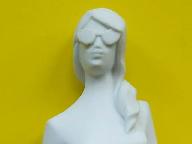 LADY IN GLASES FIGURINE ORNAMENT HANDBAGS TOTES by NADAL VALENCIA SPAIN 2012's 7