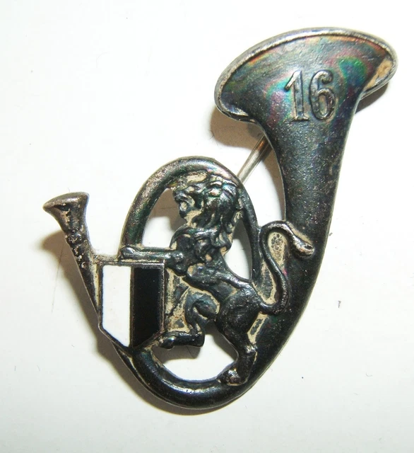 INSIGNE 16° BATAILLON de chasseurs à pied de fabrication Drago Paris G