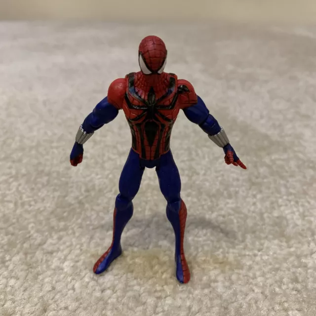 Marvel Amazing Spider-man 4" Toy Action Figure Silver Cuff Capture Trap 2012