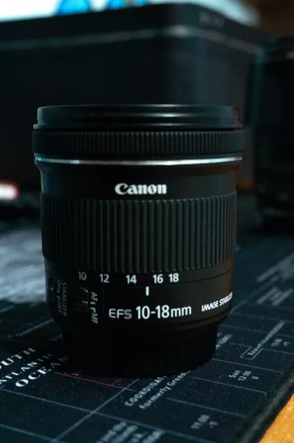 Canon ef-s 10-18mm f/4.5-5.6 is stm