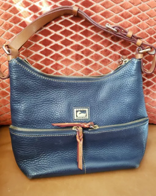 Pebble grain twist top strap hobo